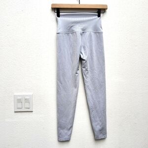 Beyond Yoga blue leggings 💙